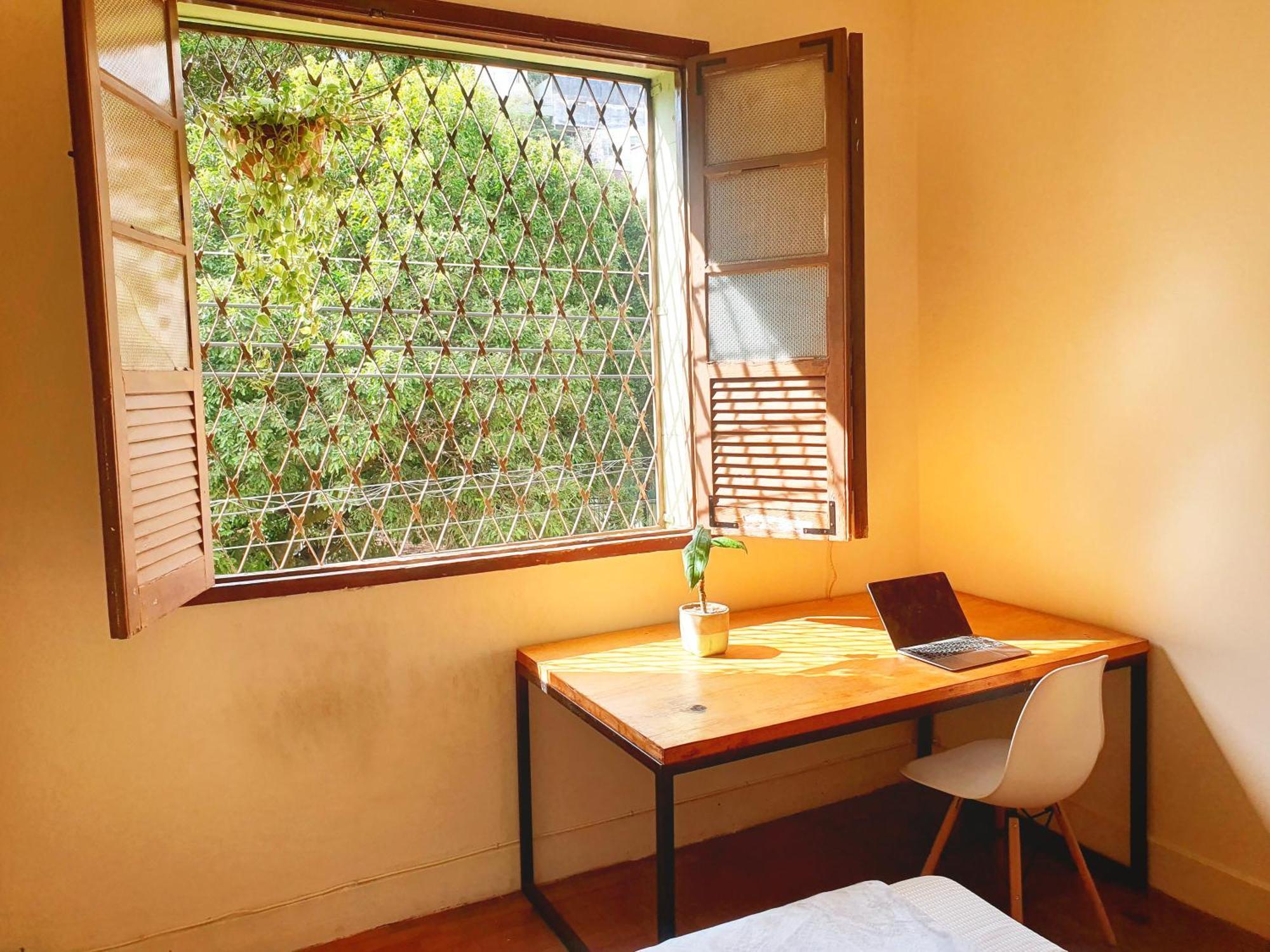 Quarto Casal Com Janela Casa Caramel 贝洛哈里桑塔 外观 照片